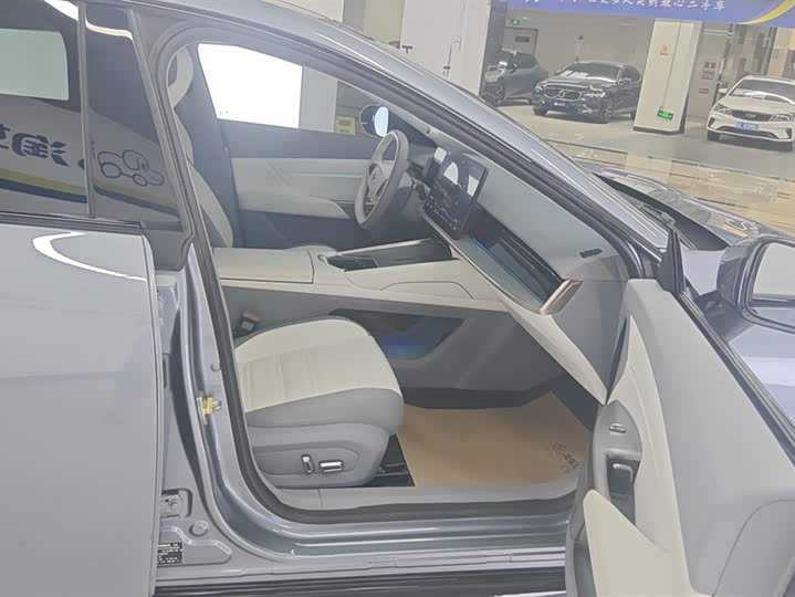 Фото 8 - Dongfeng Yipai eπ 007