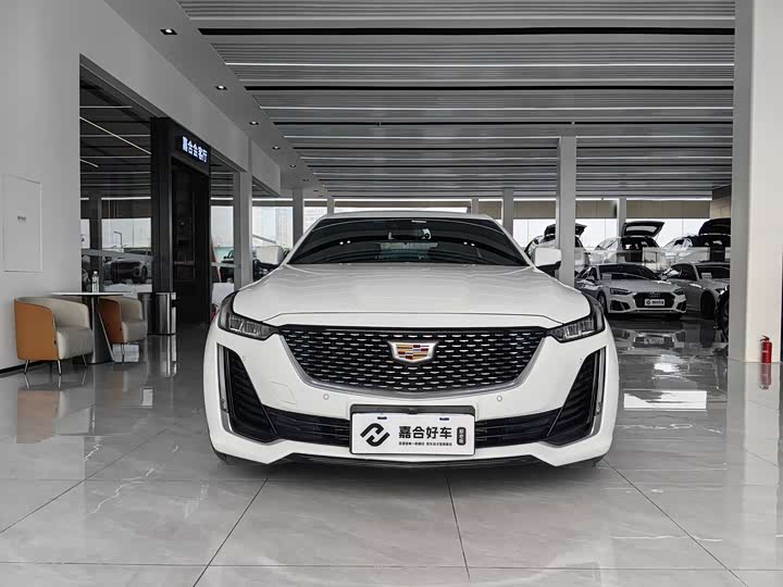 Фото 2 - Cadillac CT5