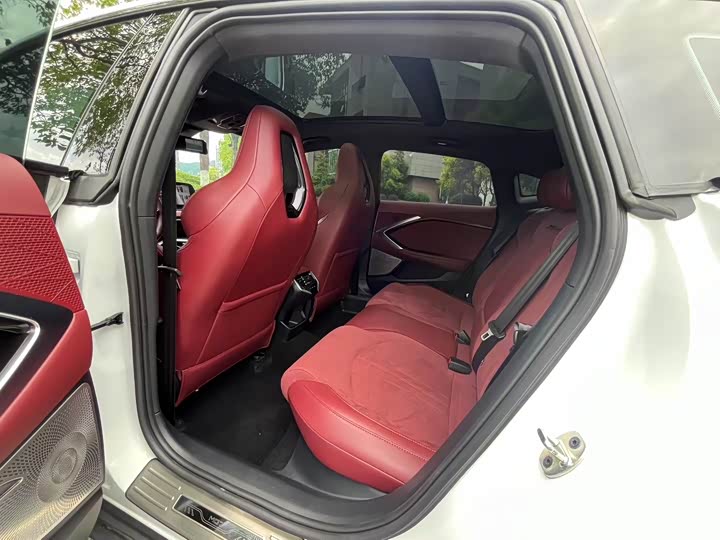 Фото 6 - MG Motor 7