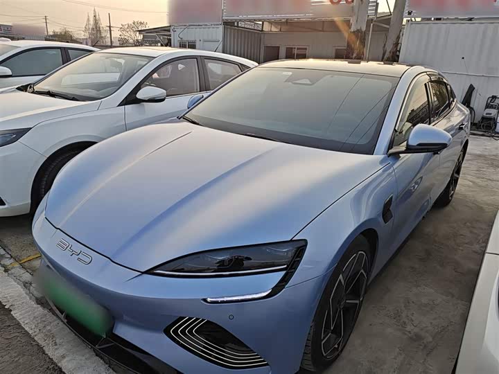 Фото 2 - BYD Seal