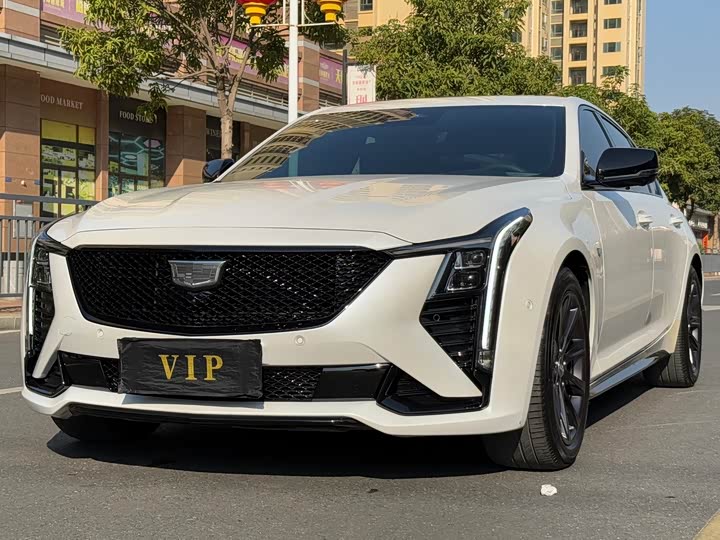 Фото 1 - Cadillac CT5