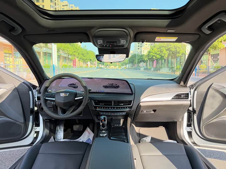 Фото 7 - Cadillac CT5