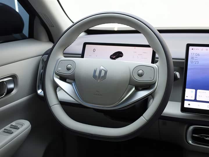 Фото 8 - Leapmotor B01