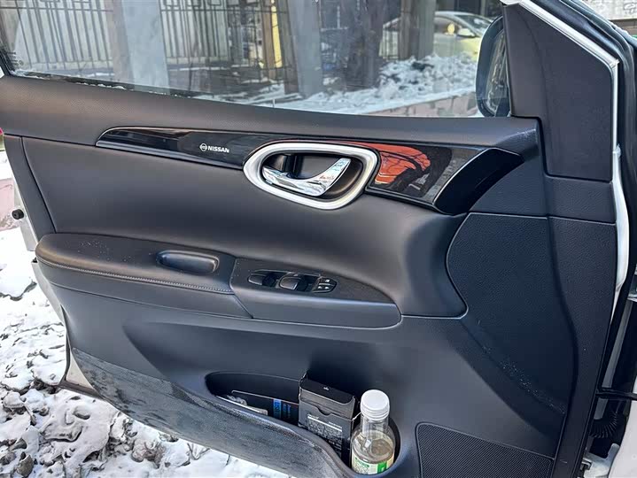 Фото 7 - Nissan Sylphy