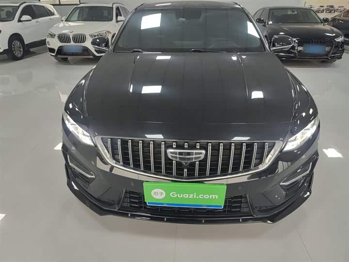 Фото 3 - Geely Preface