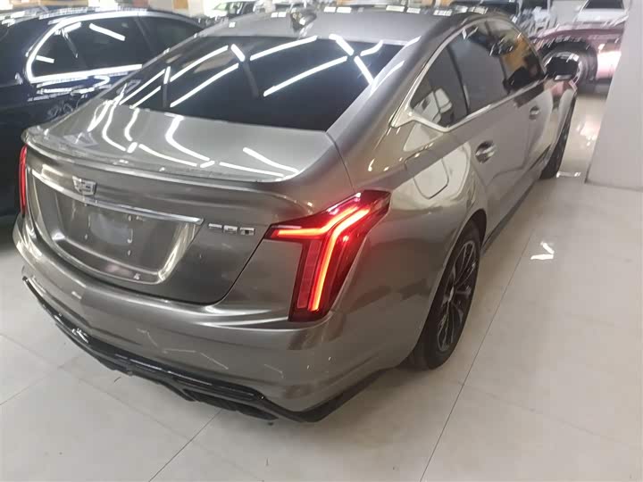 Фото 7 - Cadillac CT5