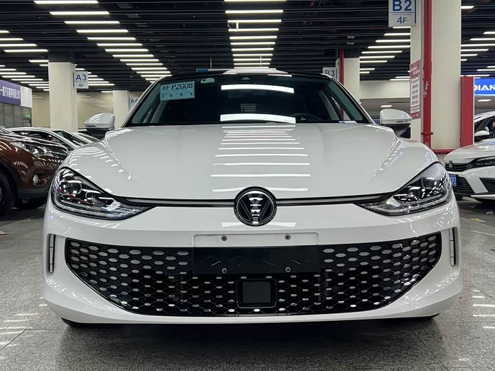 Фото 3 - Volkswagen Lamando L