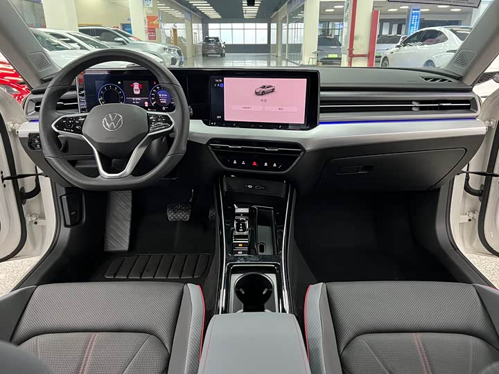 Фото 6 - Volkswagen Lamando L