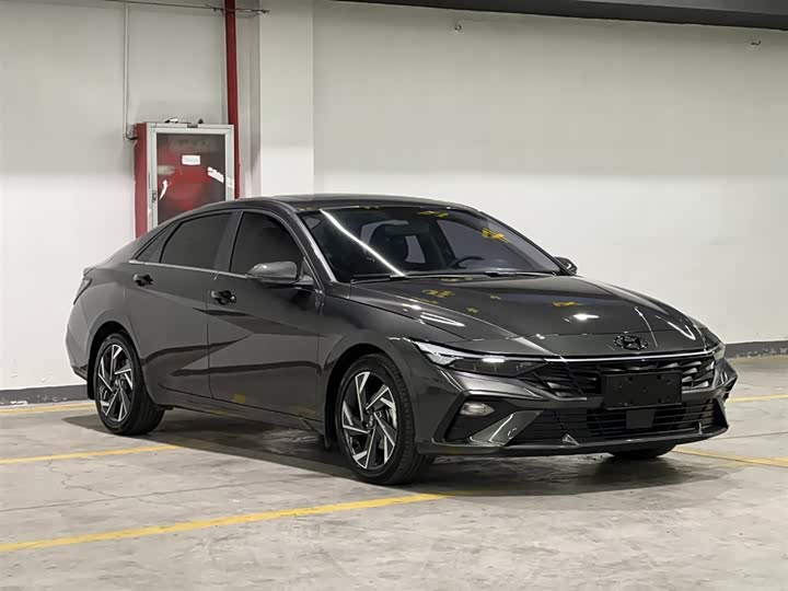 Фото 3 - Hyundai Elantra N line