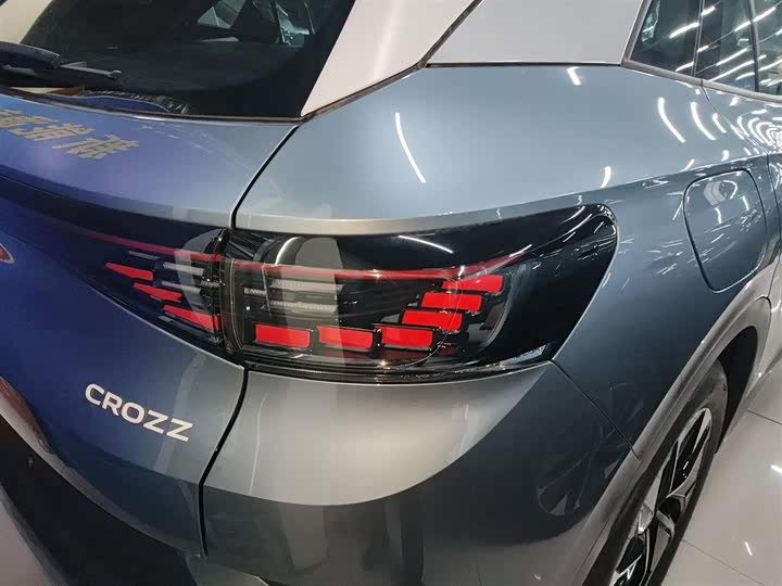 Фото 8 - Volkswagen ID.4 Crozz