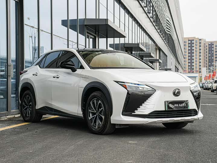 Фото 3 - Lexus RZ