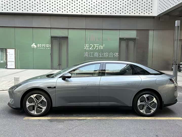 Фото 4 - XPeng Mona M03