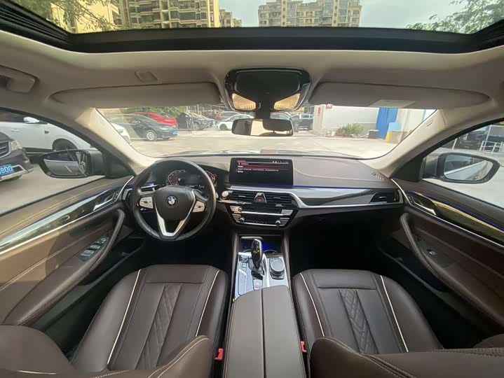 Фото 4 - BMW 5 Series