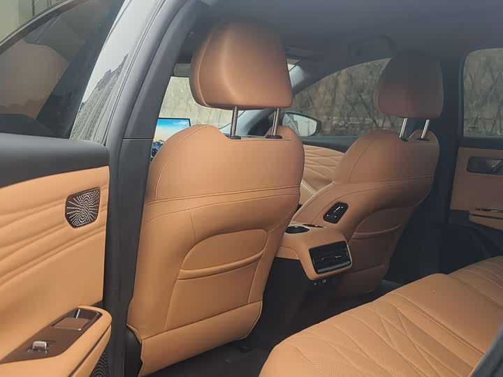 Фото 5 - Geely Galaxy Starshine 8 EM-i