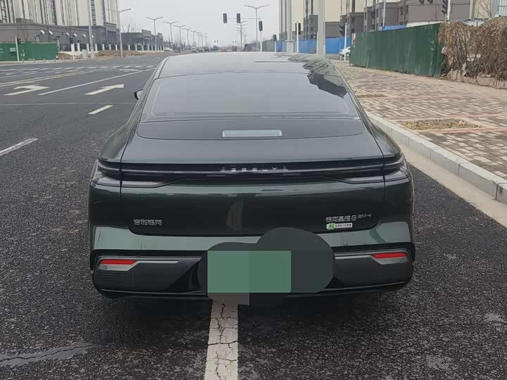 Фото 8 - Geely Galaxy Starshine 8 EM-i