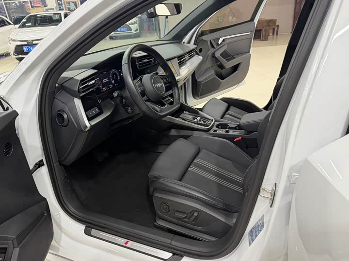 Фото 7 - Audi A3