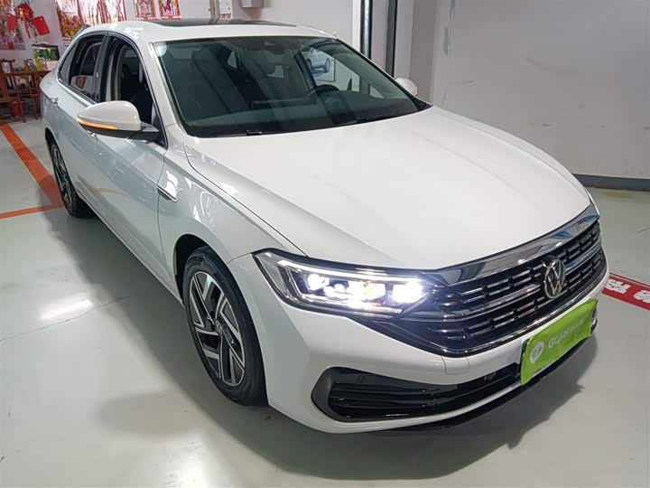 Фото 4 - Volkswagen Sagitar L