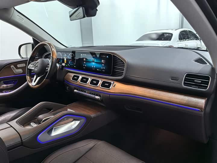 Фото 8 - Mercedes-Benz GLS-Class