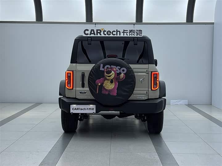 Фото 3 - Ford Bronco