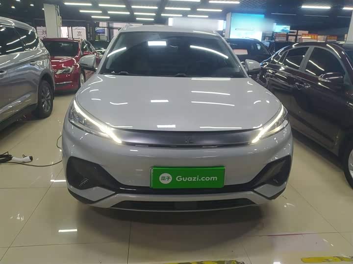 Фото 3 - BYD Yuan Plus