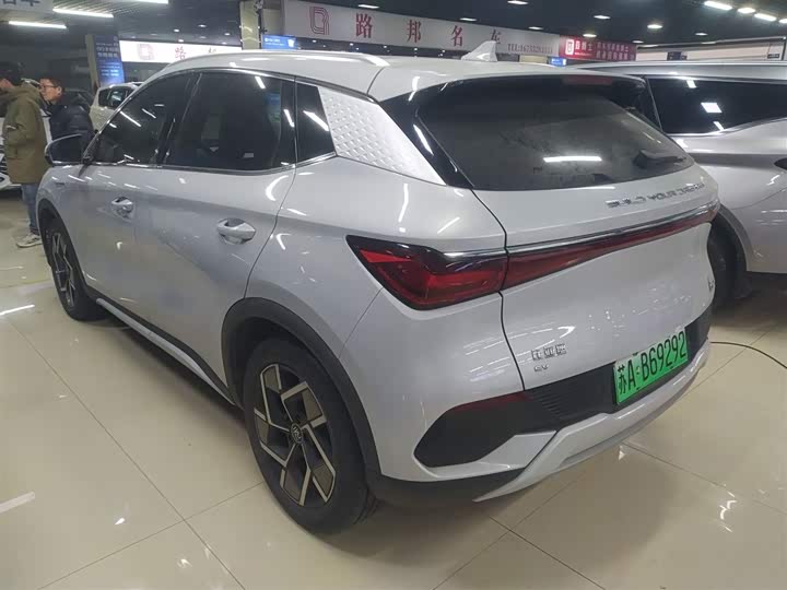 Фото 5 - BYD Yuan Plus