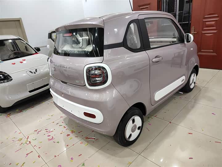 Фото 7 - Bestune Pony