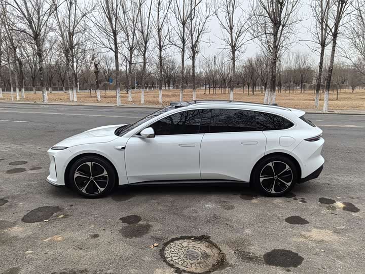 Фото 9 - Nio ET5T