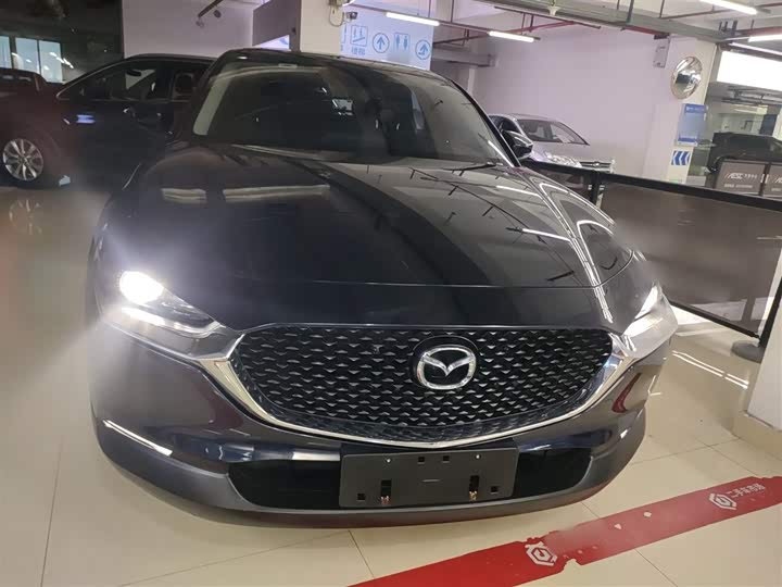 Фото 3 - Mazda CX-30