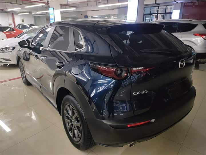 Фото 5 - Mazda CX-30