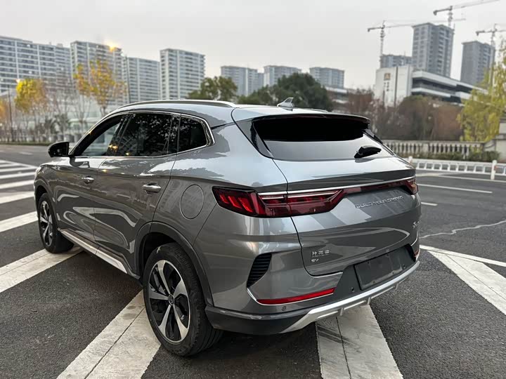 Фото 5 - BYD Song Plus Hybrid/EV