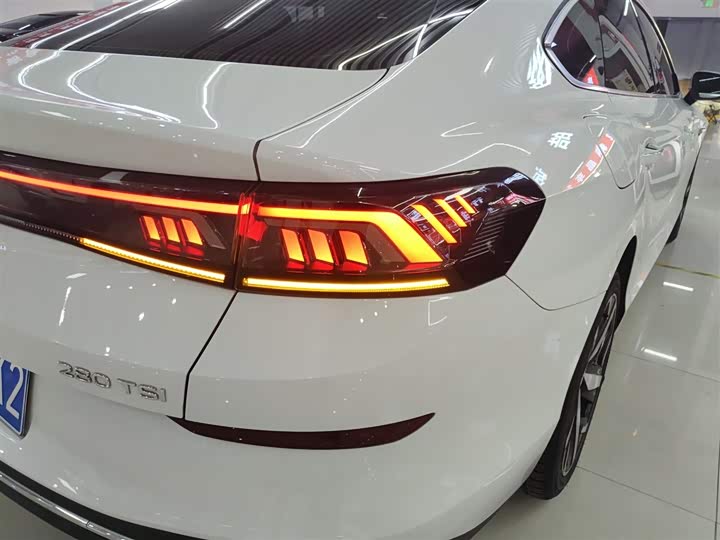 Фото 8 - Volkswagen Lamando L