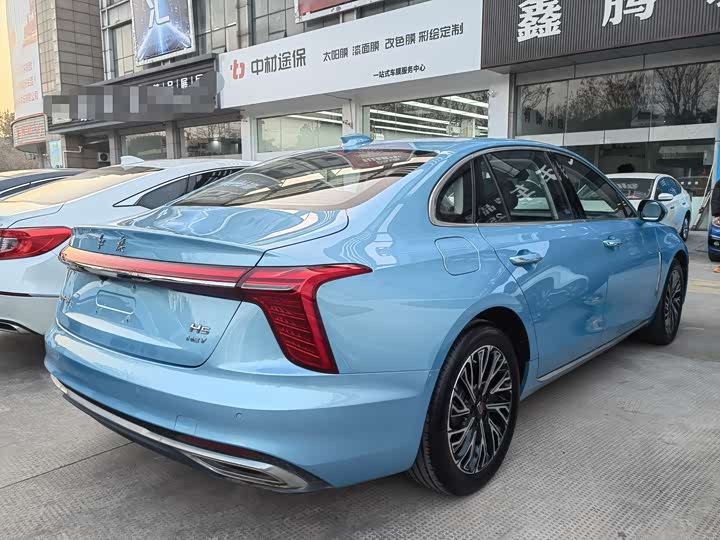 Фото 4 - Hongqi H5