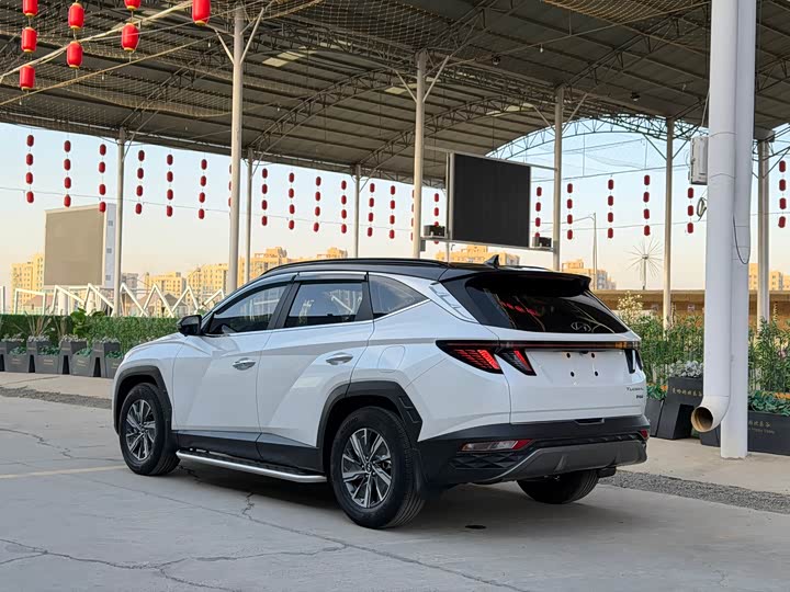 Фото 6 - Hyundai Tucson L