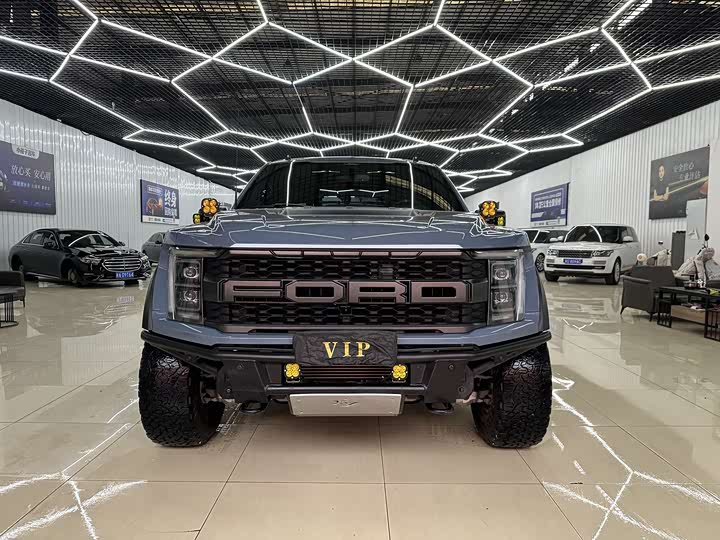 Фото 2 - Ford F-150 Raptor