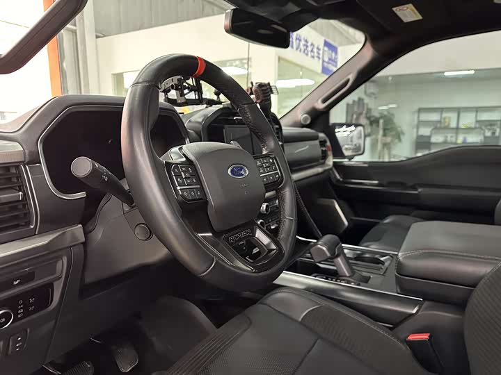 Фото 5 - Ford F-150 Raptor