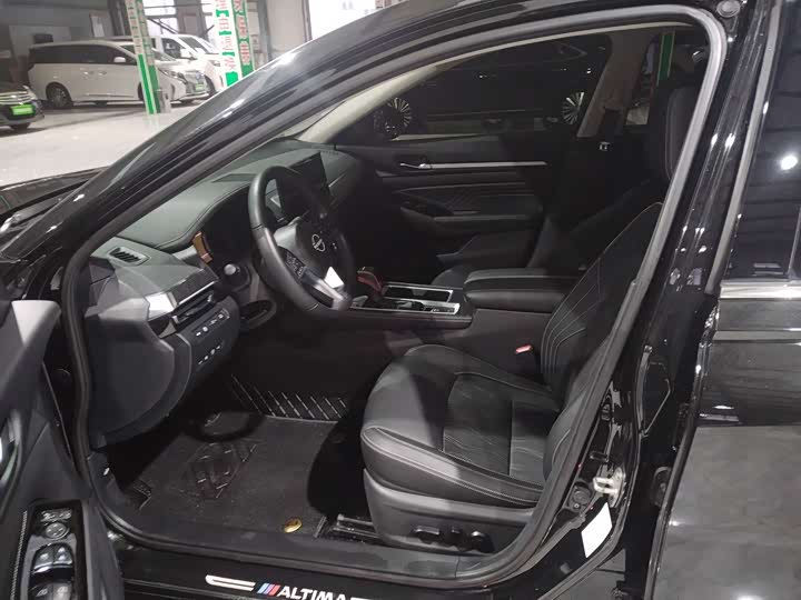 Фото 5 - Nissan Teana