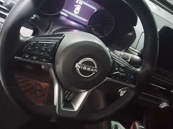 Фото 8 - Nissan Teana