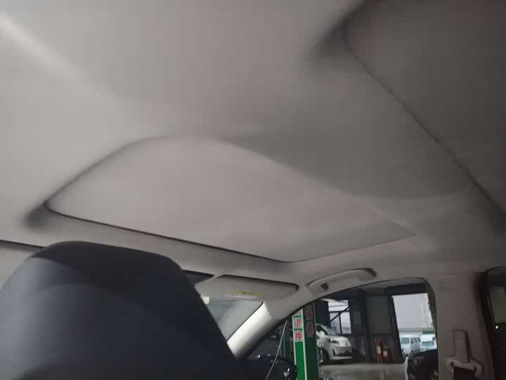 Фото 9 - Nissan Teana