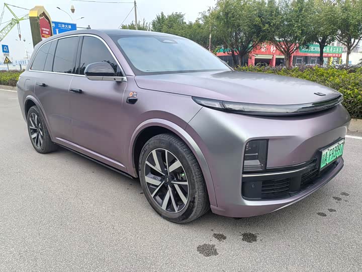 Фото 1 - LiXiang L8