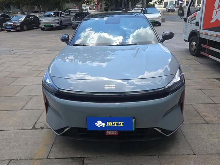 Фото 2 - Geely Galaxy L6