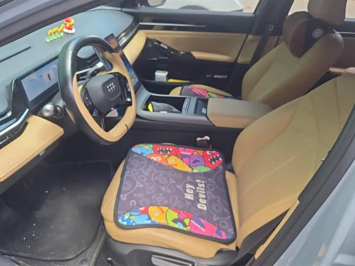 Фото 9 - Geely Galaxy L6