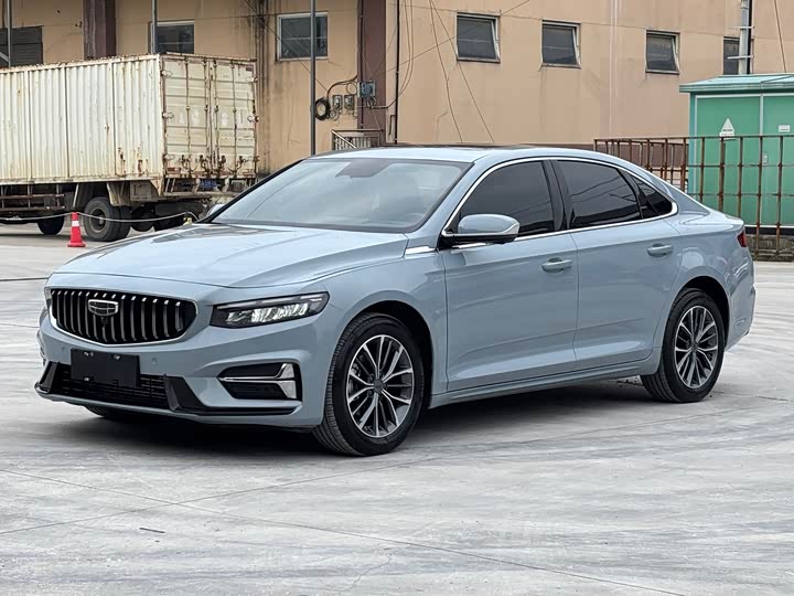 Фото 1 - Geely Preface