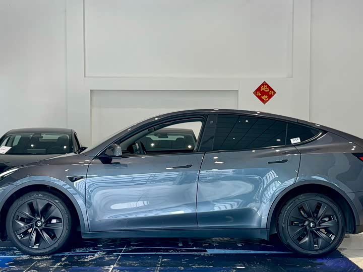 Фото 7 - Tesla Model Y