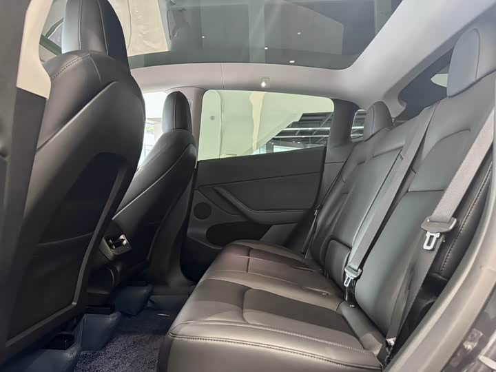 Фото 9 - Tesla Model Y