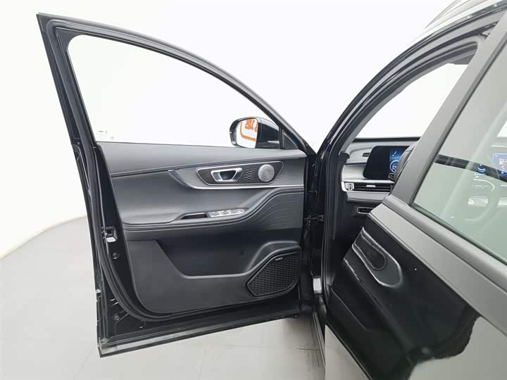 Фото 8 - Chery Tiggo 8 Pro