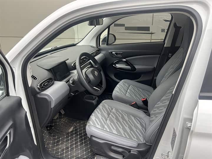 Фото 9 - Leapmotor T03