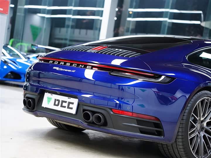 Фото 6 - Porsche 911