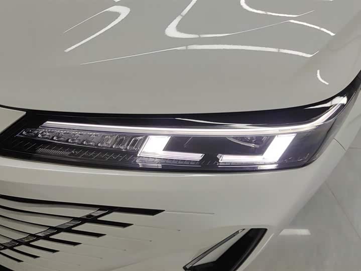 Фото 5 - Changan Eado Plus