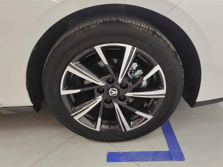 Фото 6 - Changan Eado Plus