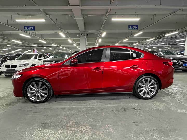 Фото 3 - Mazda 3 (Axela)